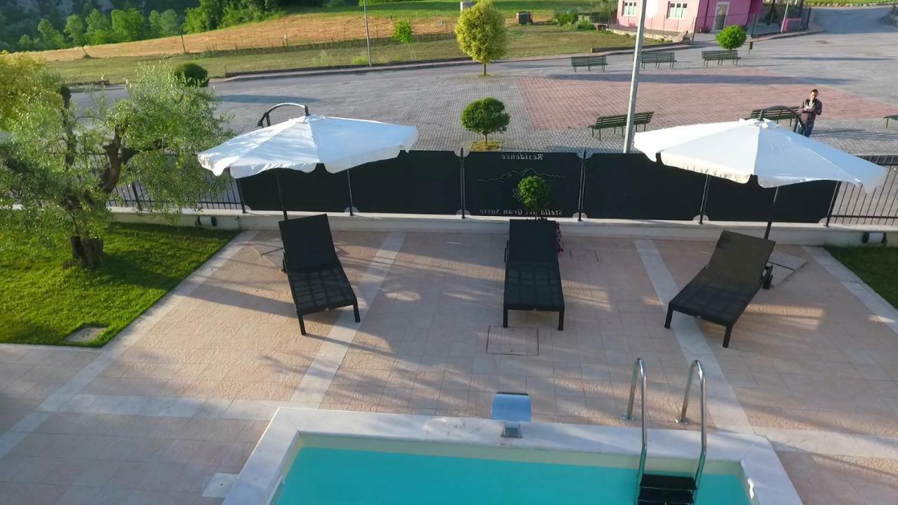 Residence Stella Del Gran Sasso Colledara Екстериор снимка